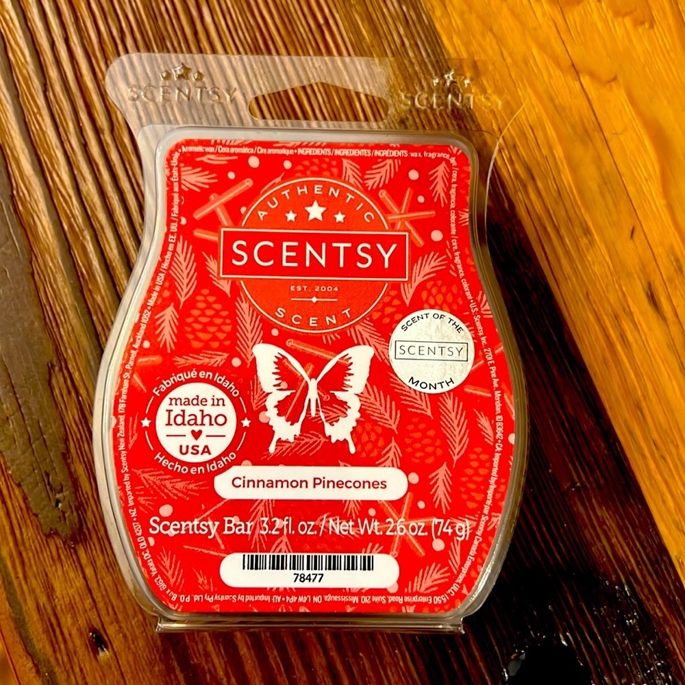 SCENTSY Cinnamon Pinecones Wax Bar
